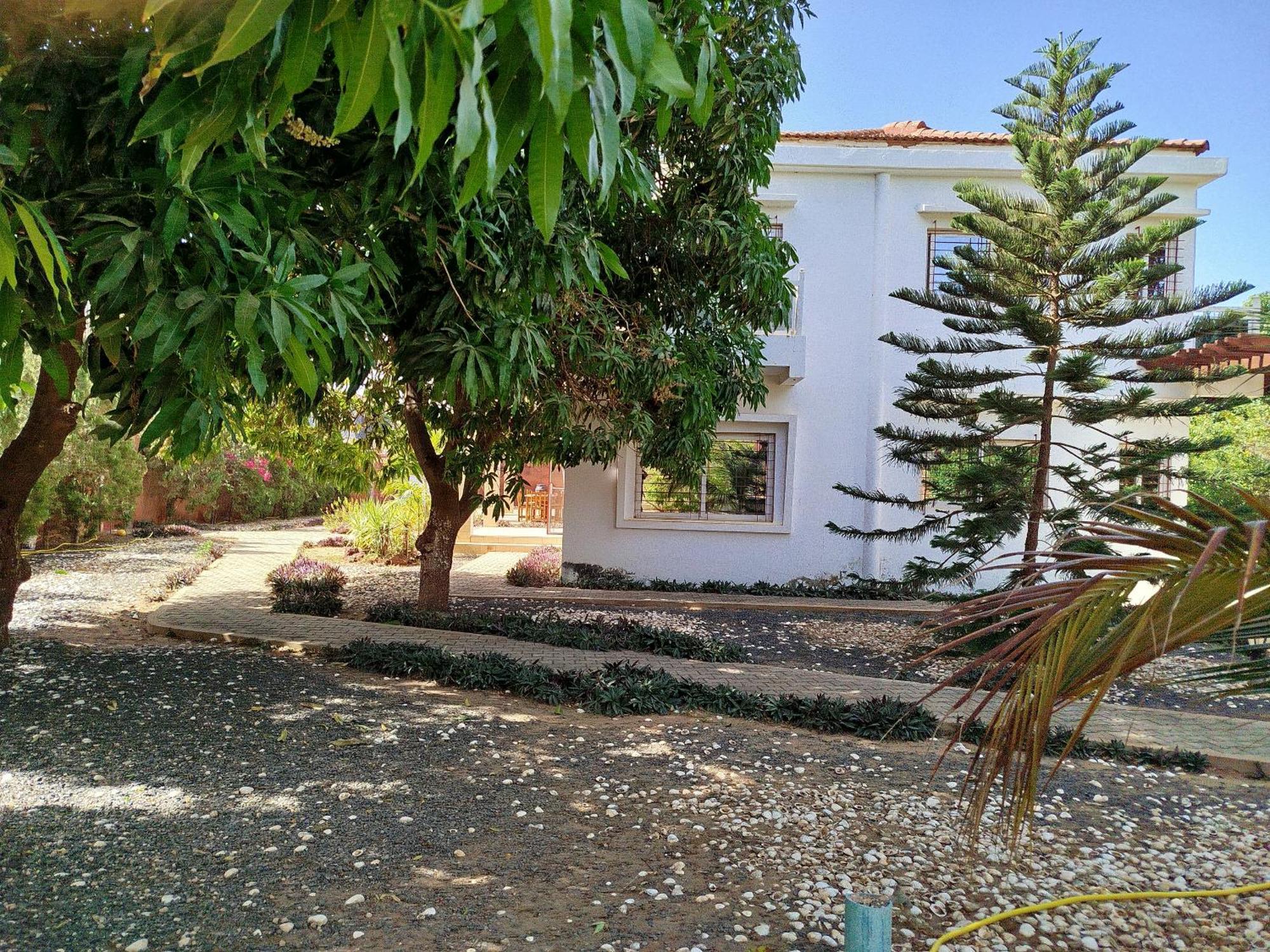 Al Jannah Bis Hotel Somone Exterior photo