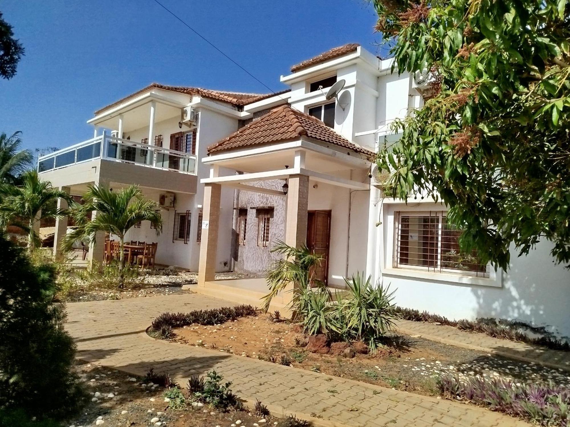 Al Jannah Bis Hotel Somone Exterior photo